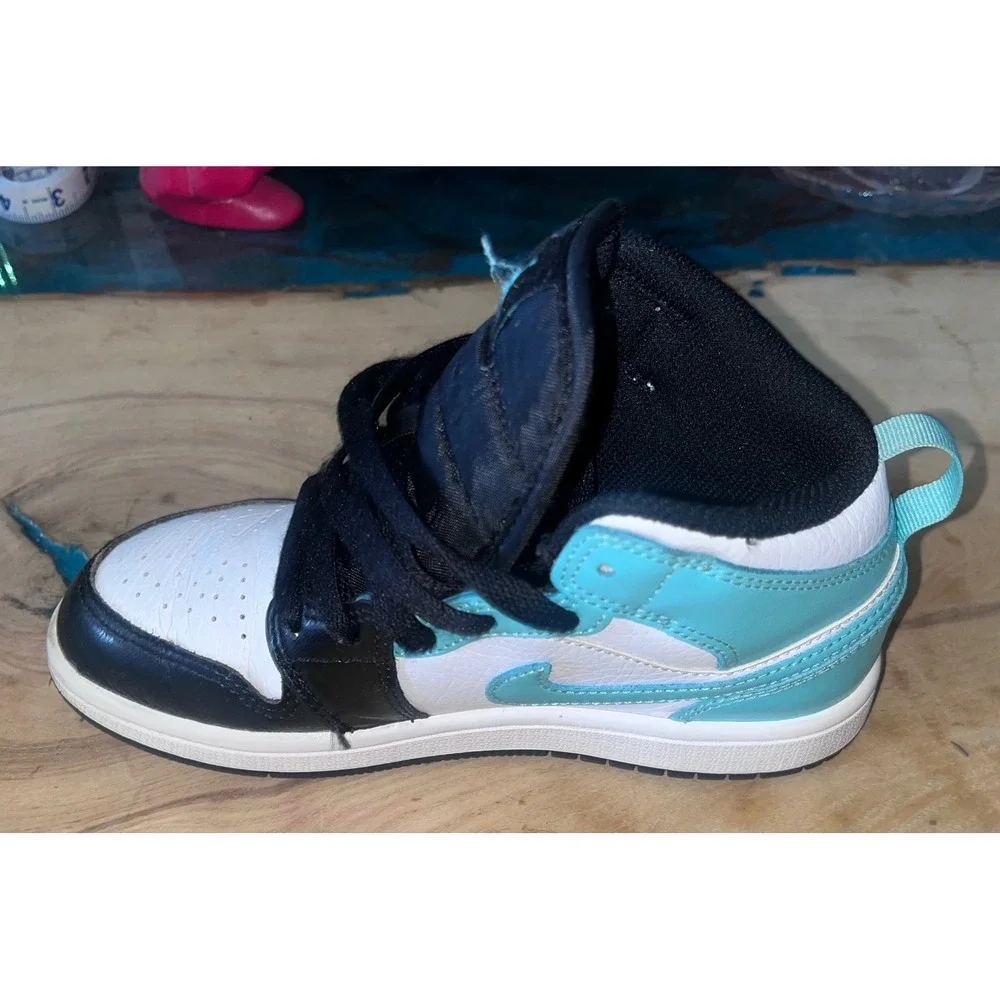 Jordan 1 Mid Tropical Twist White Black Teal Sneakers 640734-132 Size 1Y